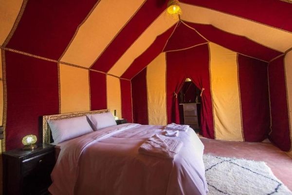 Les Pyramides Hotel (Merzouga)